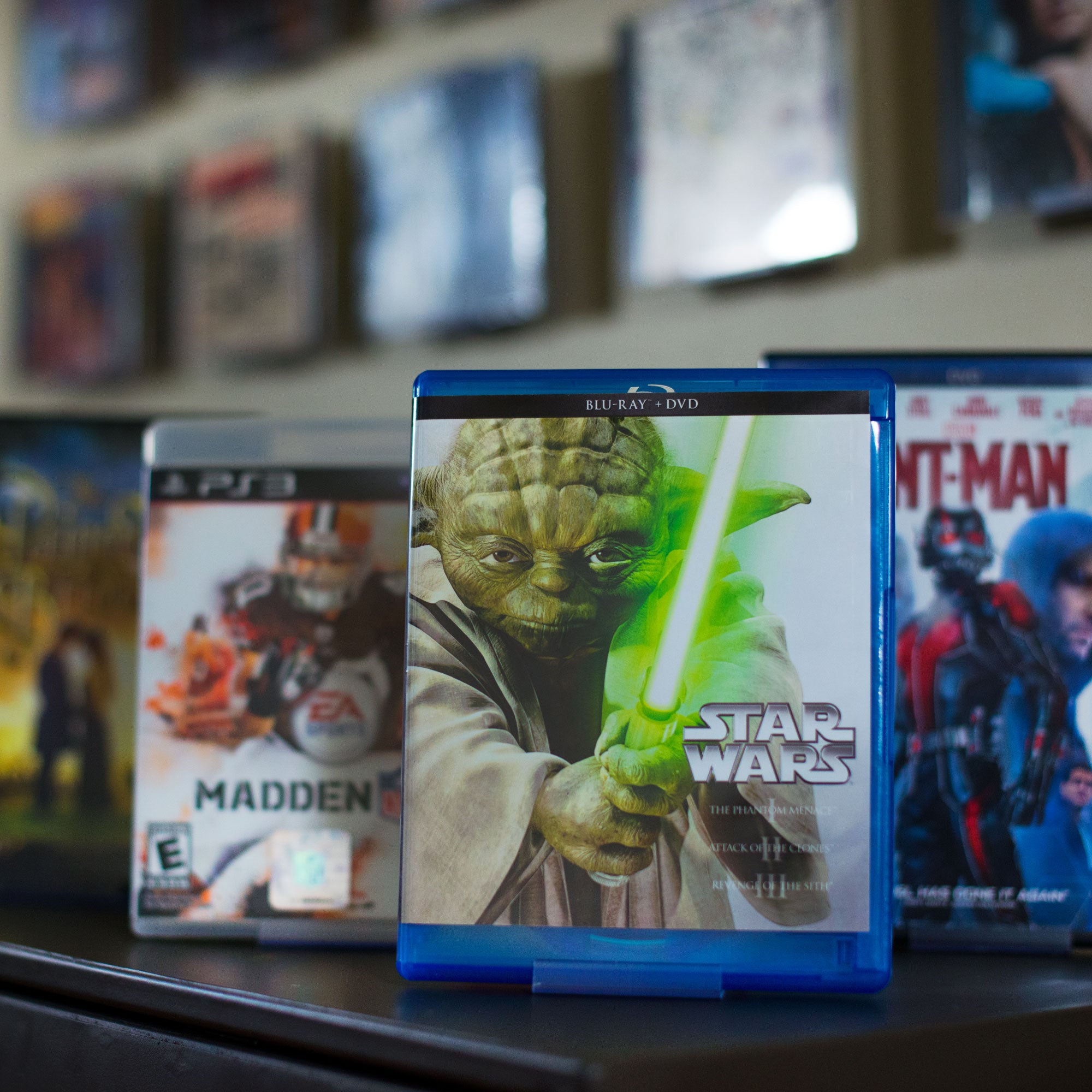 DVDMount Video Game, 45 Record and Blu-Ray Frame Display – CollectorMount
